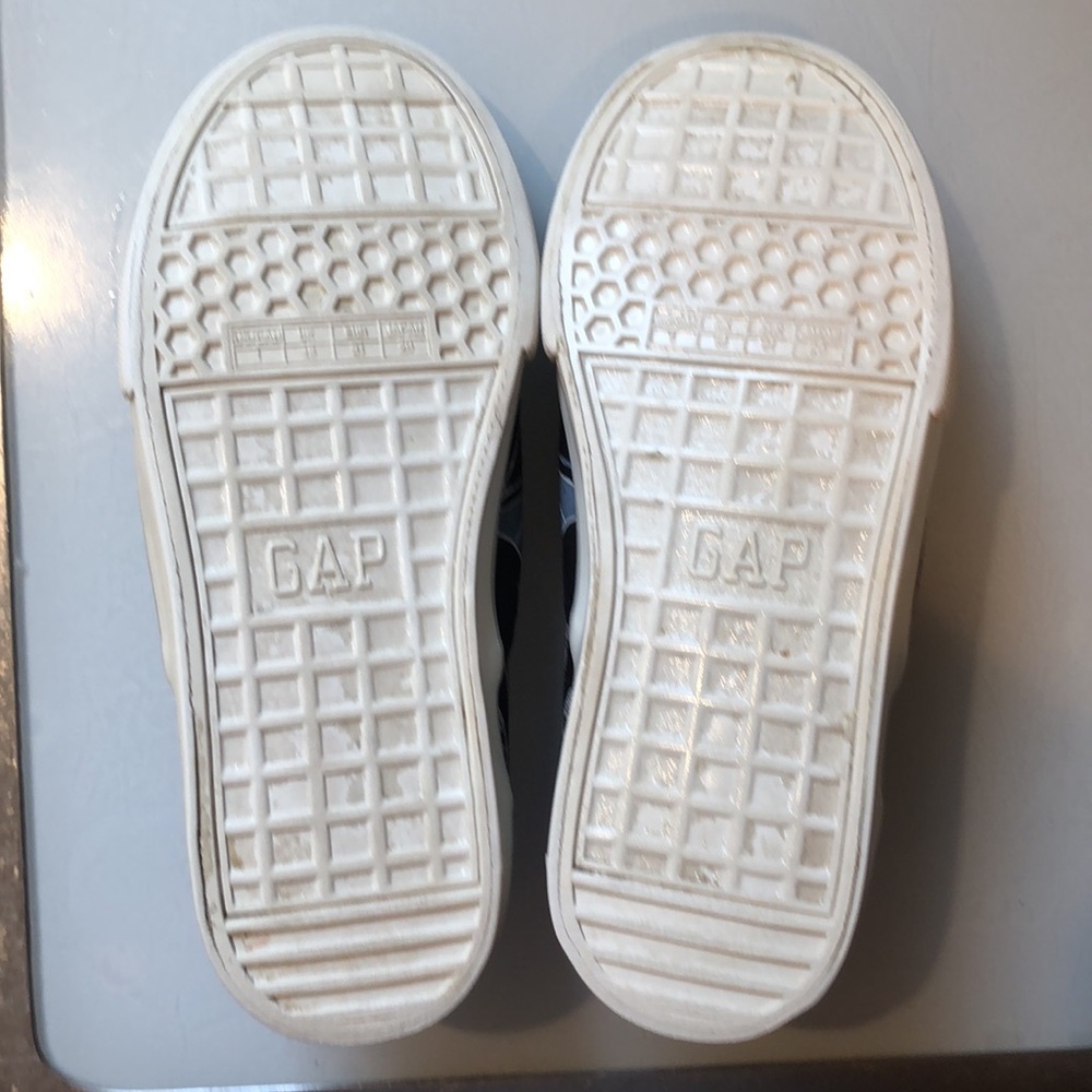 Gap Kids DC Batman Slip On Sneakers - Picture 6 of 8